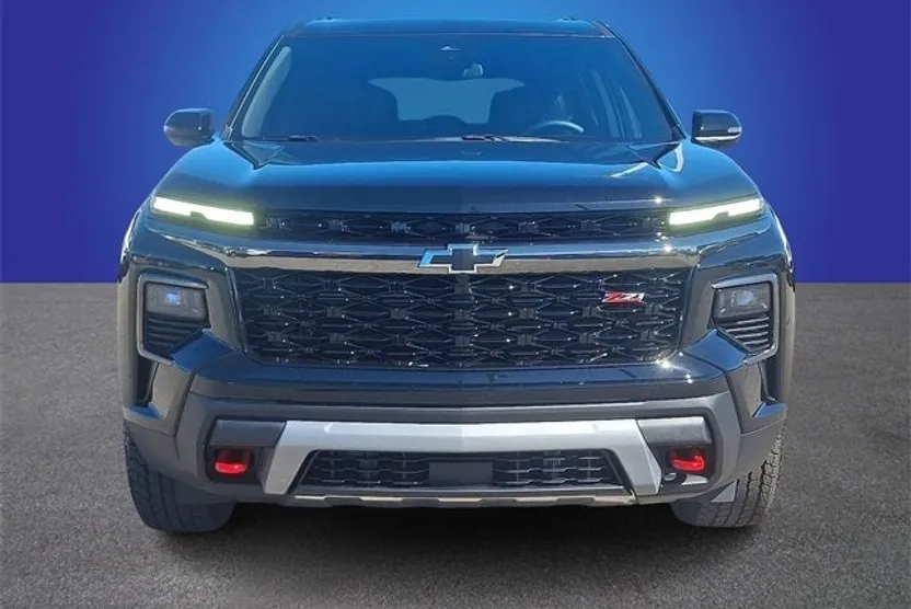 2026 Chevrolet Traverse Z71 photo 1