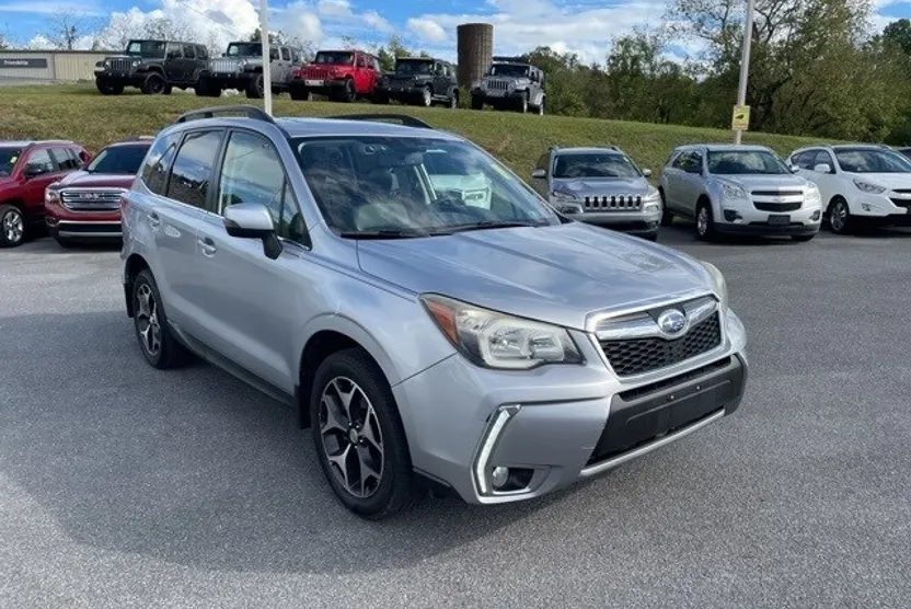 2014 Subaru Forester 2.0XT Touring photo 1