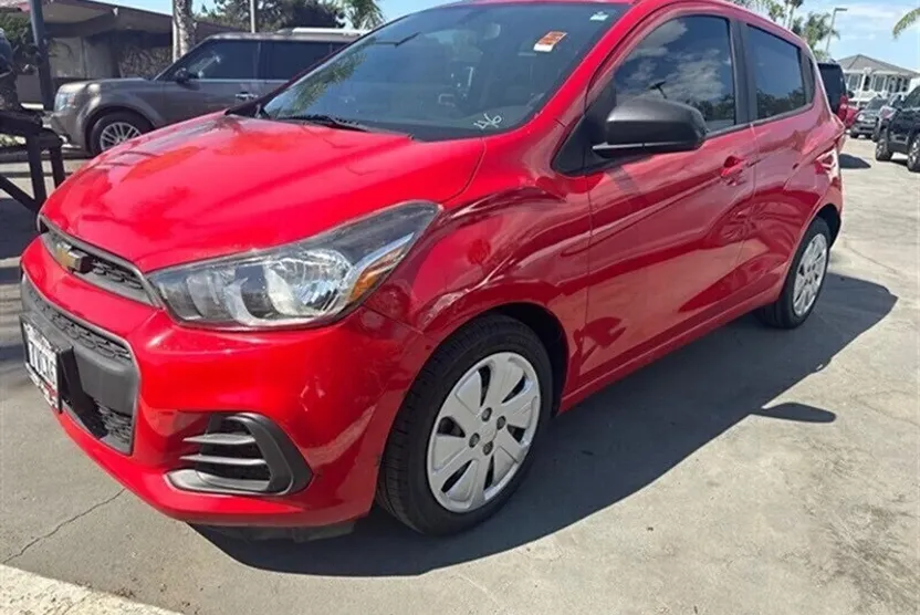 2017 Chevrolet Spark photo 1