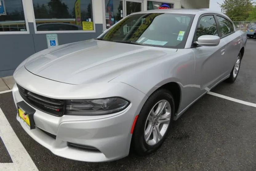 2021 Dodge Charger SXT photo 1