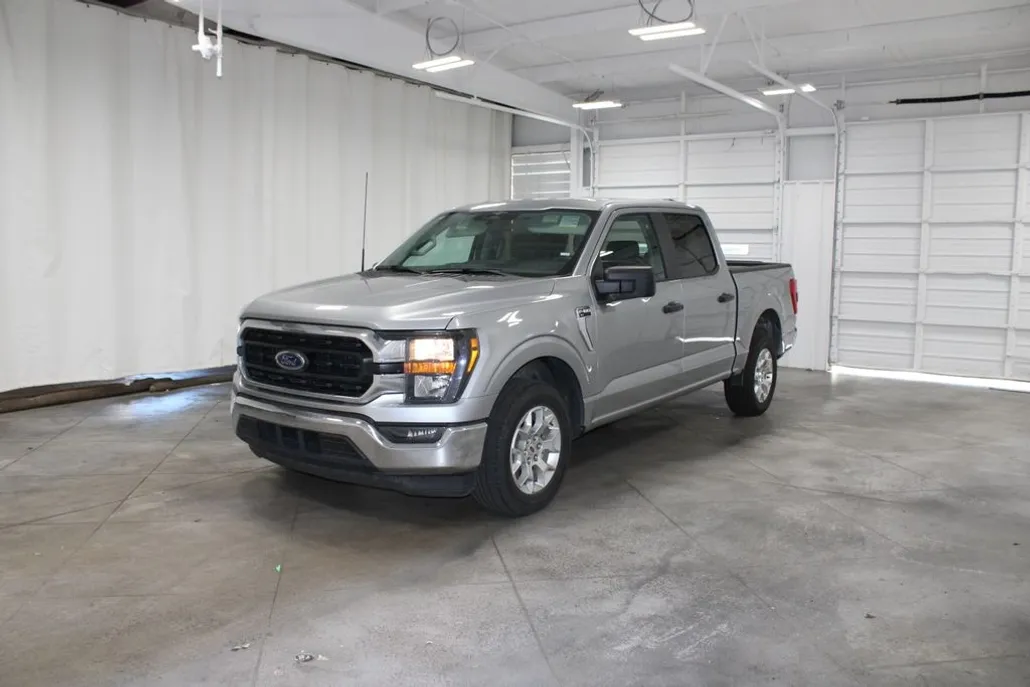 2023 Ford F-150 XLT photo 1