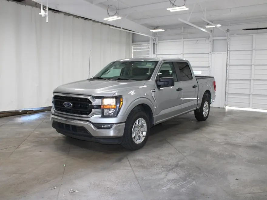 2023 Ford F-150 XLT photo 1