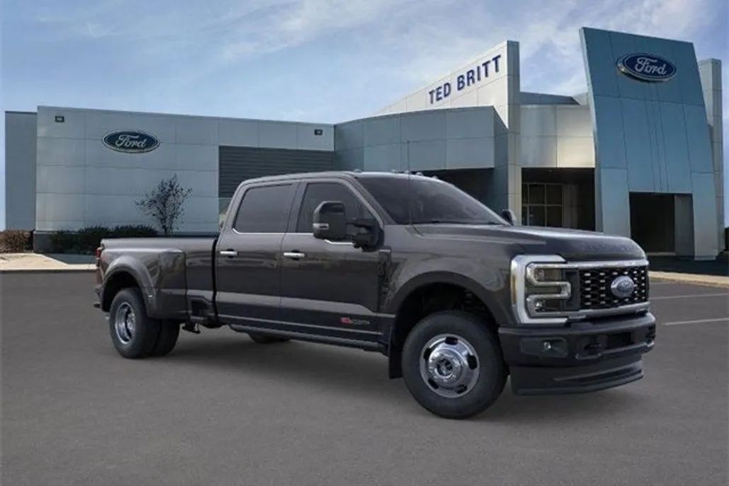 2025 Ford F-350 photo 1