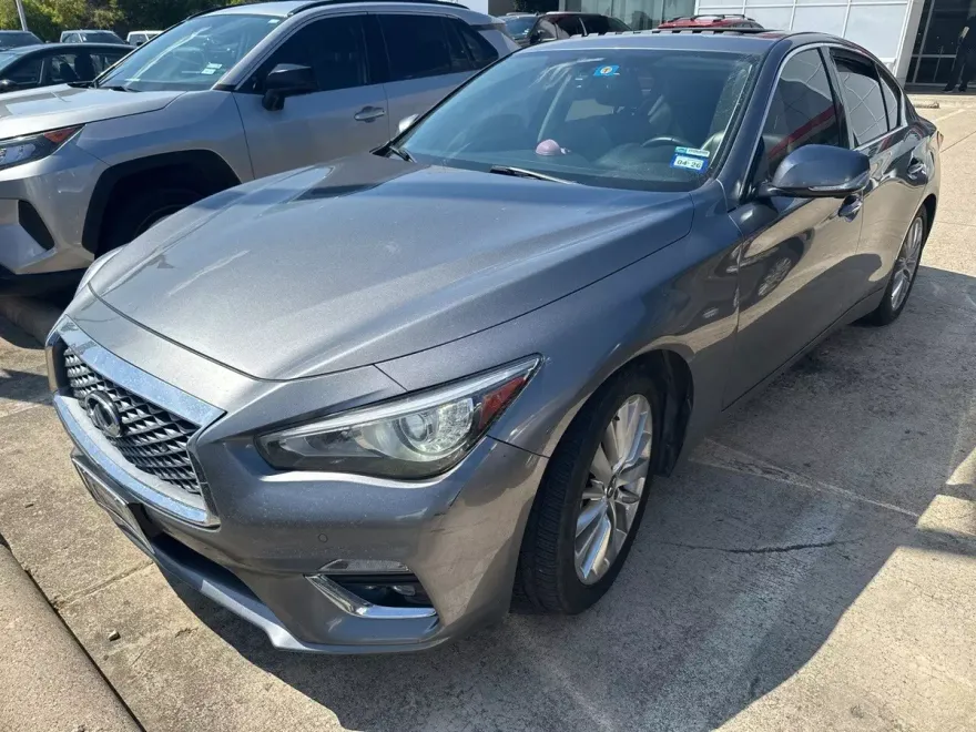 2021 Infiniti Q50 LUXE photo 1