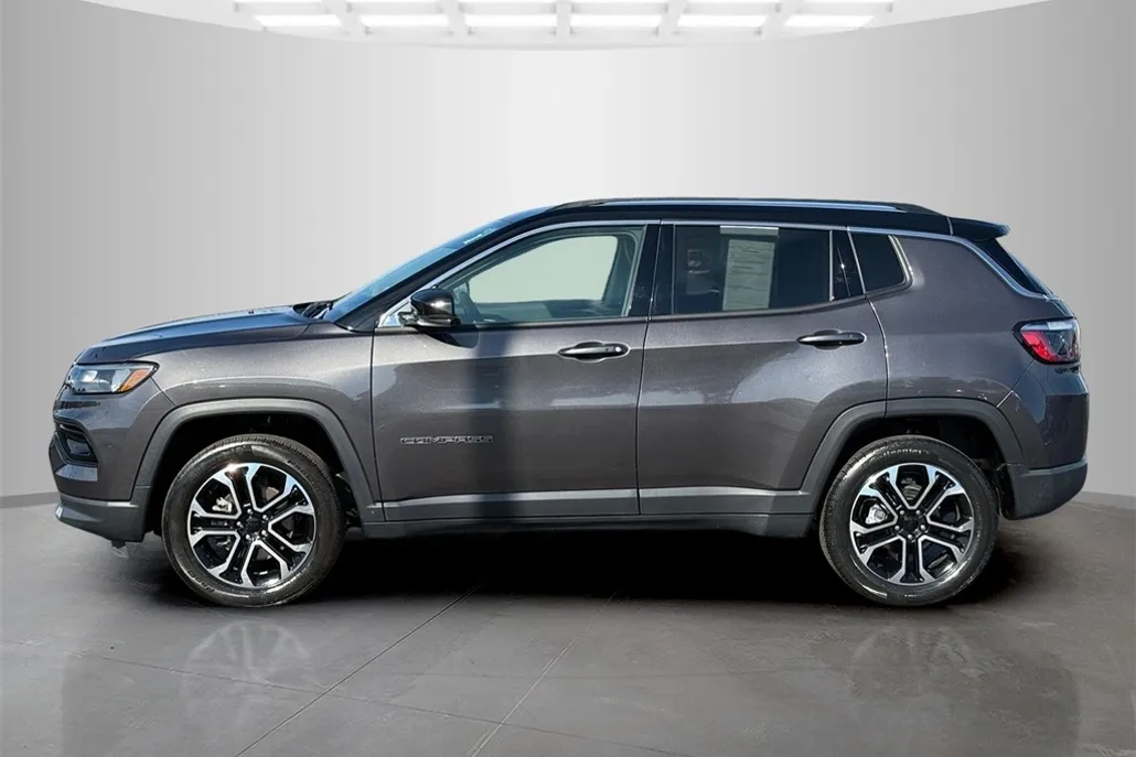 2022 Jeep Compass Limited photo 1