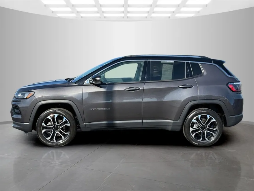 2022 Jeep Compass Limited photo 1