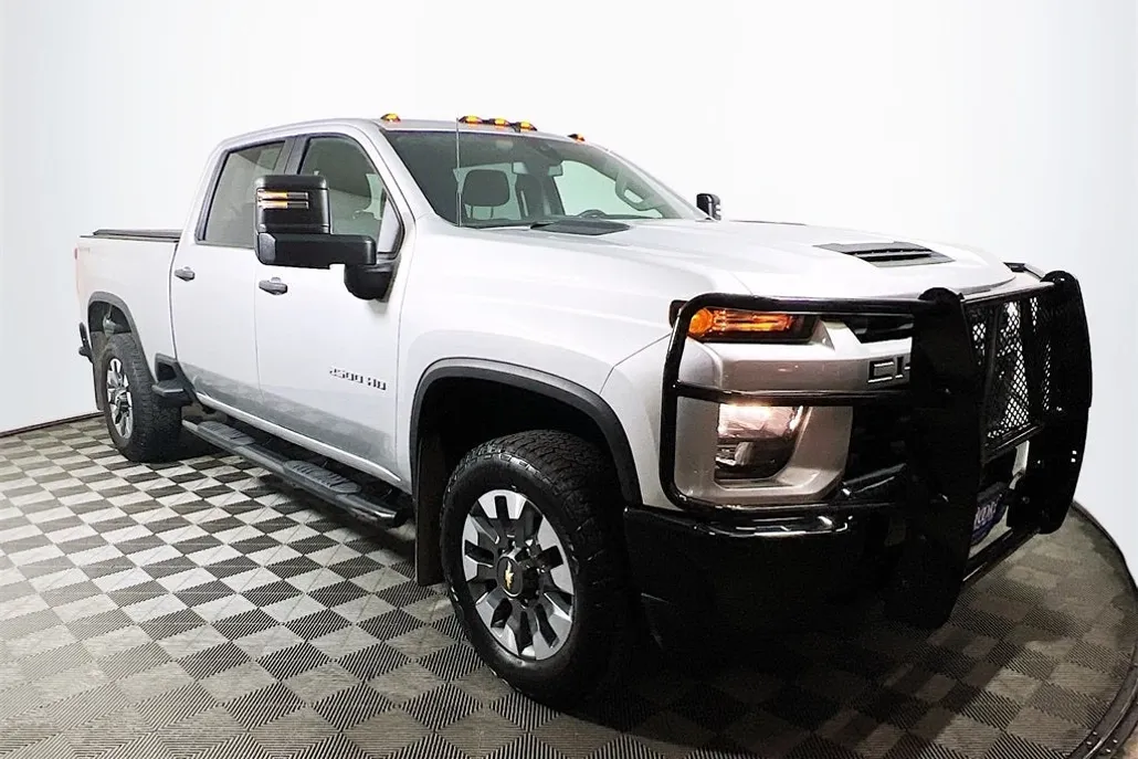 2022 Chevrolet Silverado 2500HD Custom photo 1