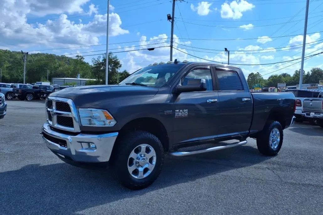 2016 Ram 2500 SLT photo 1