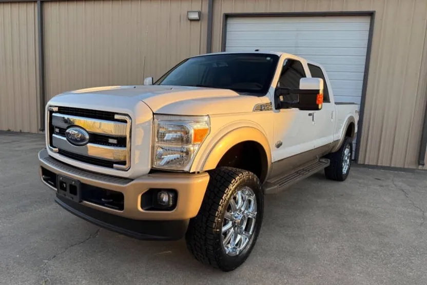 2011 Ford F-250 King Ranch photo 1