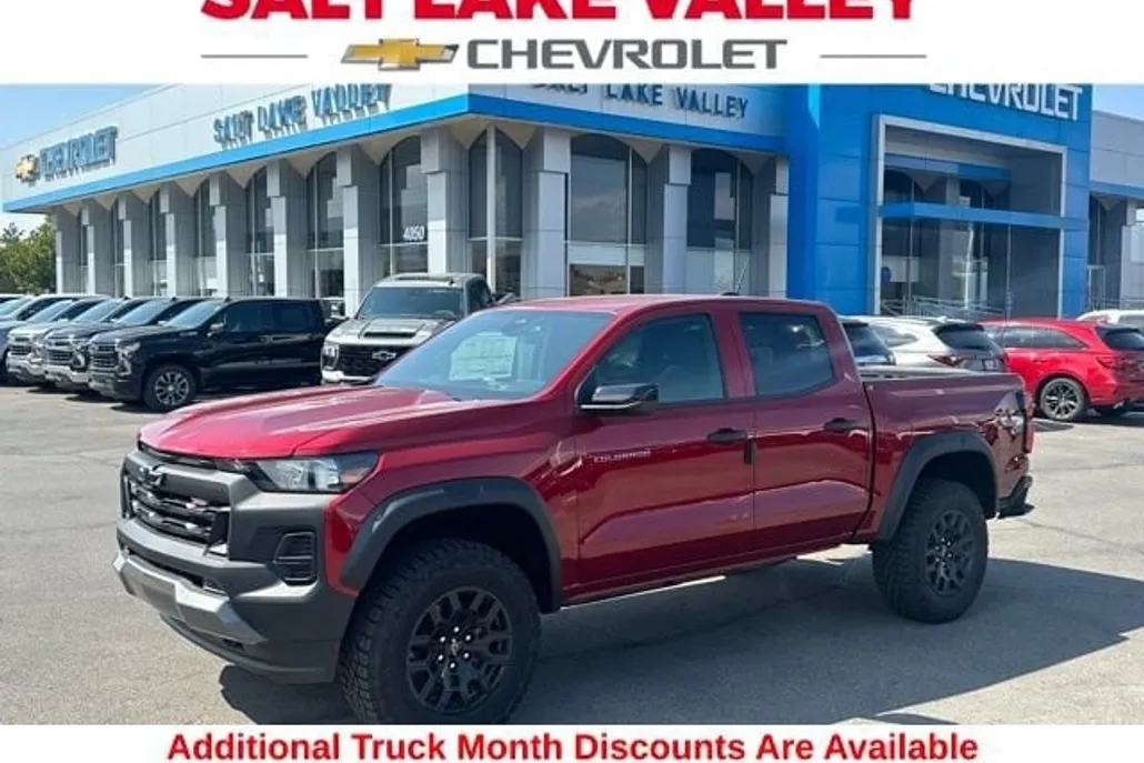 2026 Chevrolet Colorado Trail Boss photo 1