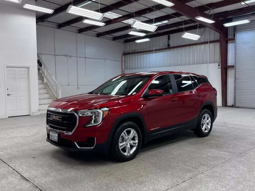 2024 Gmc Terrain SLE photo 1