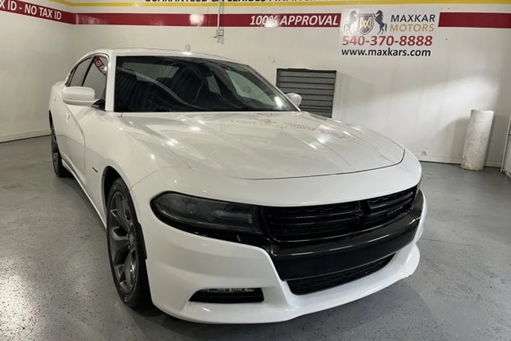 2015 Dodge Charger R/T photo 1