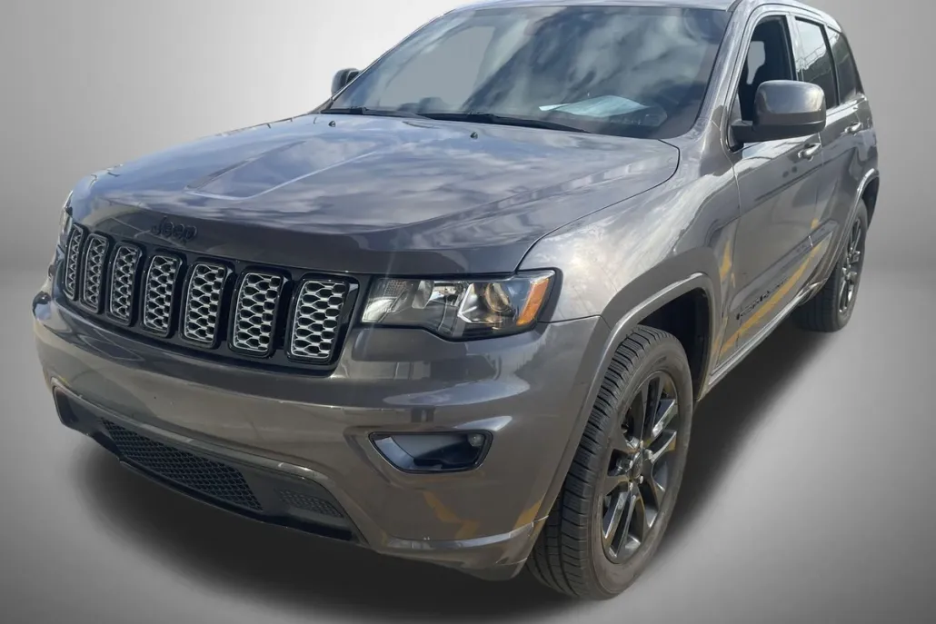 2020 Jeep Grand Cherokee Altitude photo 1