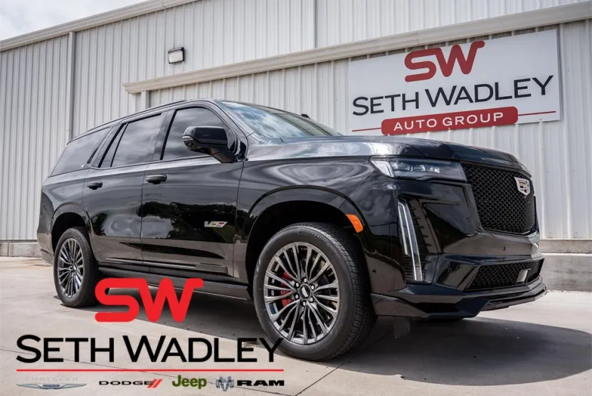 2023 Cadillac Escalade V-Series photo 1