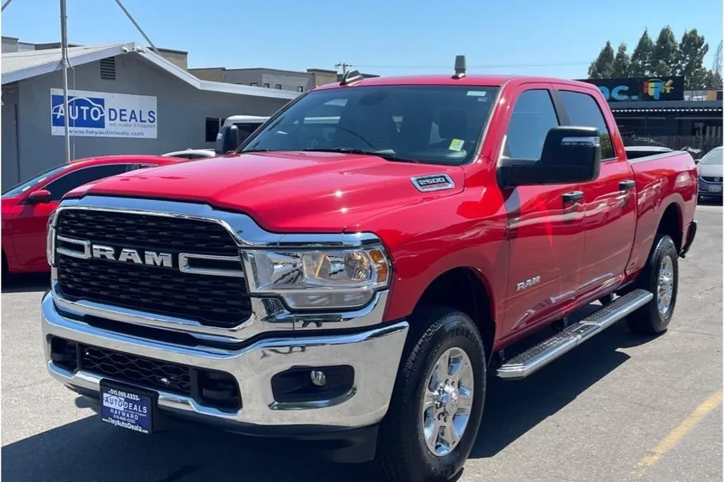 2024 Ram 2500 Big Horn photo 1