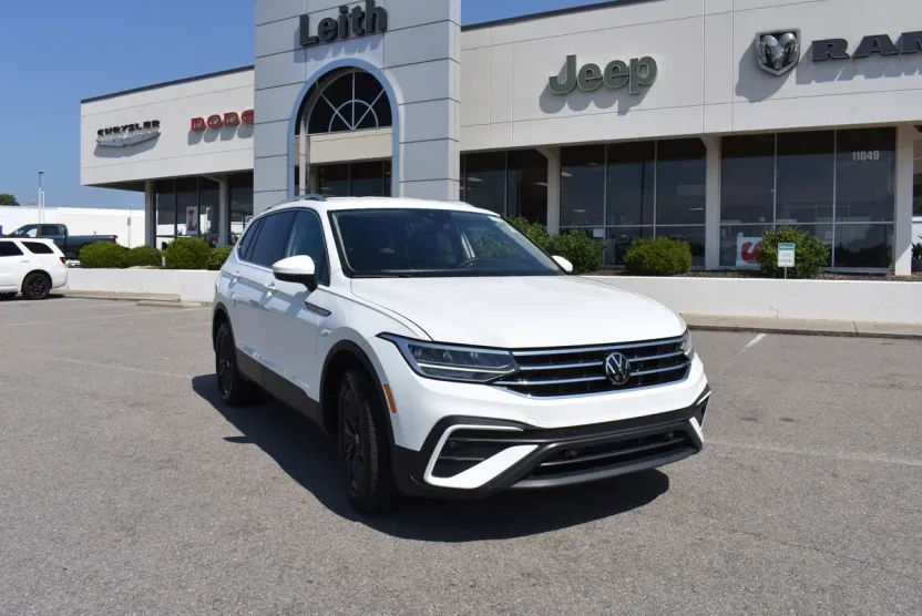 2024 Volkswagen Tiguan SE Wolfsburg Edition photo 1
