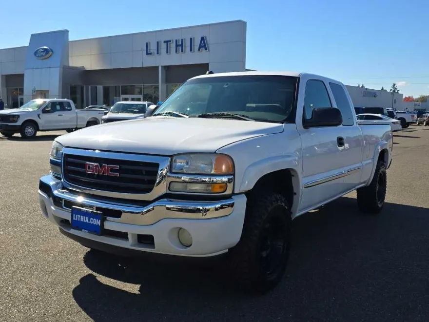 2005 Gmc Sierra 1500 SLE photo 1