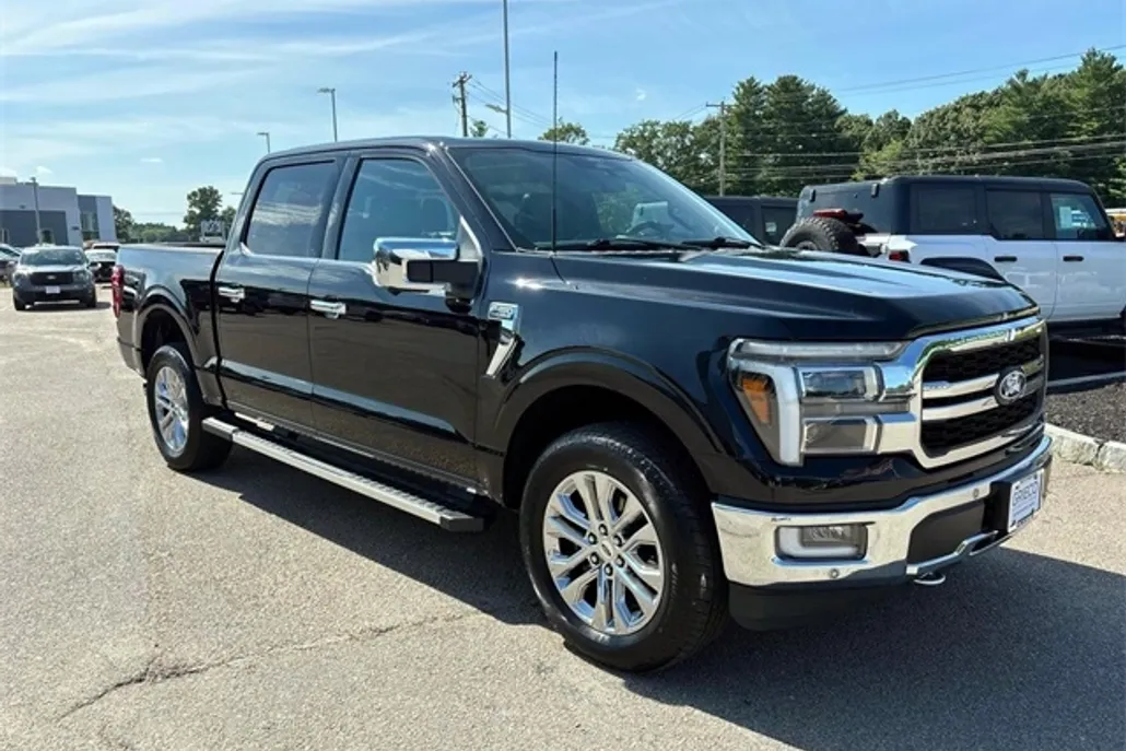 2024 Ford F-150 Lariat photo 1