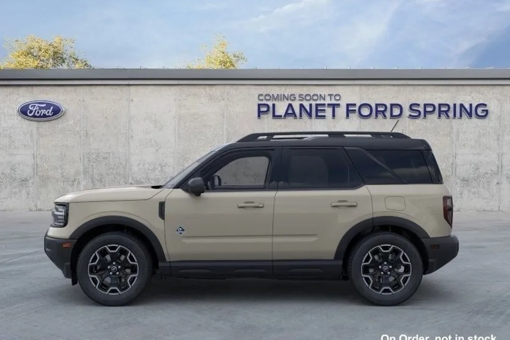 2025 Ford Bronco Sport Outer Banks photo 1