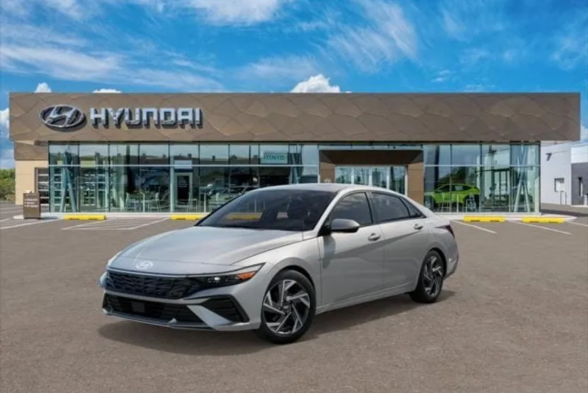 2025 Hyundai Elantra SEL Convenience photo 1