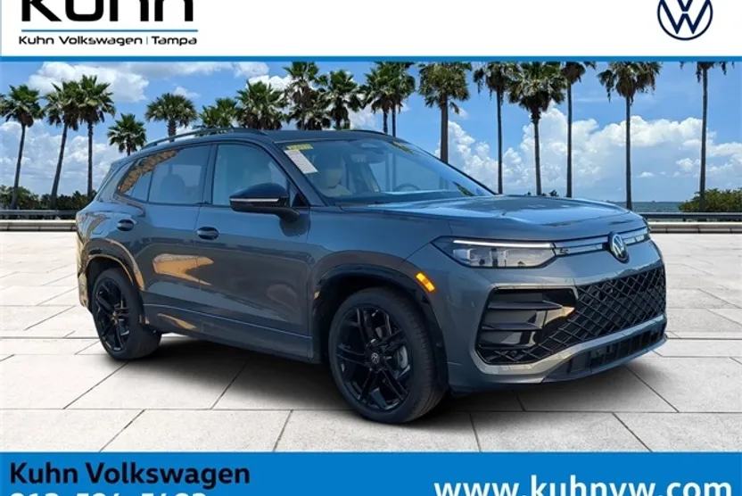 2025 Volkswagen Tiguan SE R-Line Black photo 1