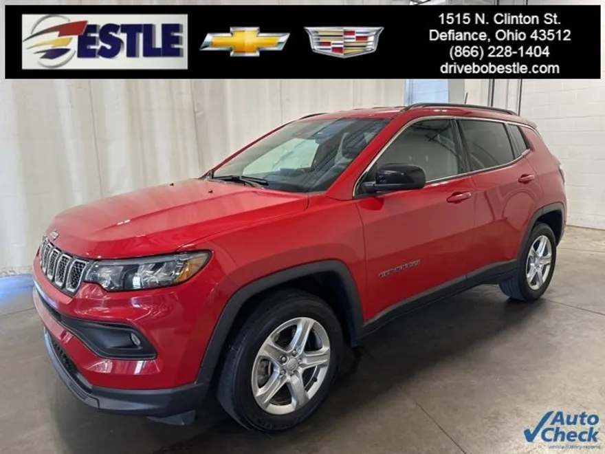 2024 Jeep Compass Latitude photo 1