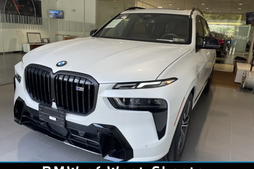 2025 Bmw X7 M60i photo 1