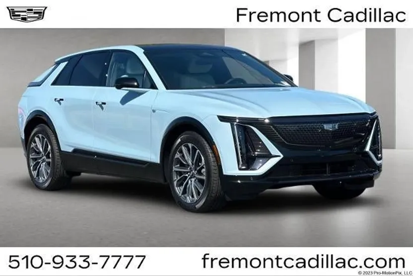 2025 Cadillac Lyriq Sport photo 1