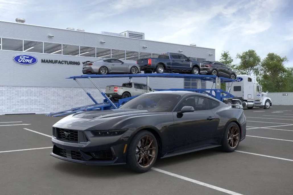 2025 Ford Mustang Dark Horse Premium photo 1