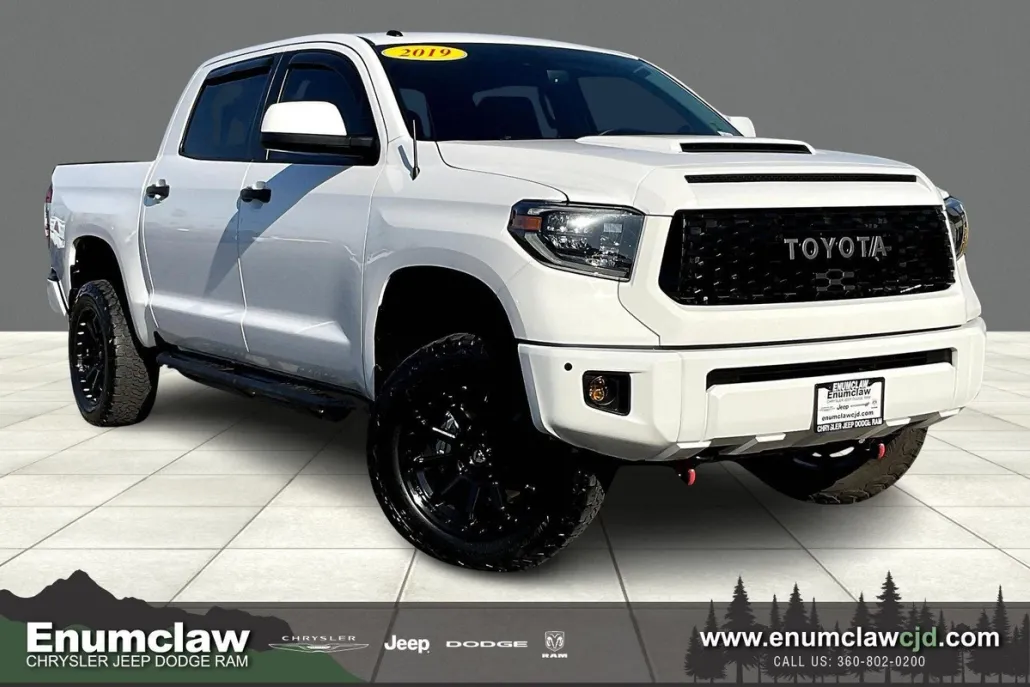 2019 Toyota Tundra SR5 CrewMax photo 1
