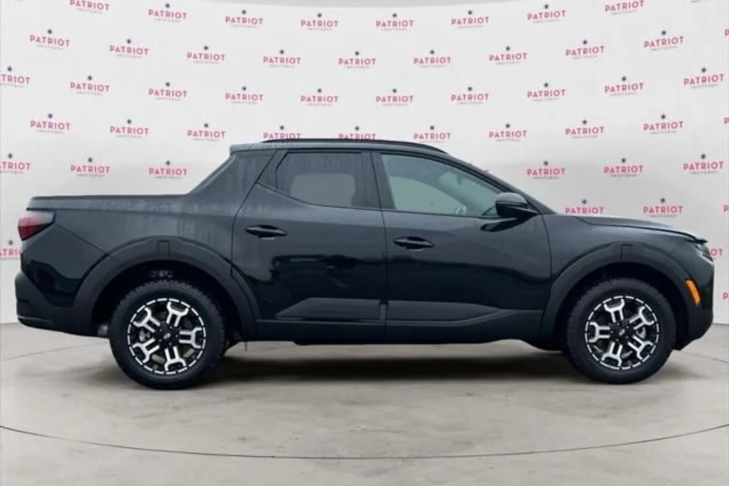 2025 Hyundai Santa Cruz XRT photo 1
