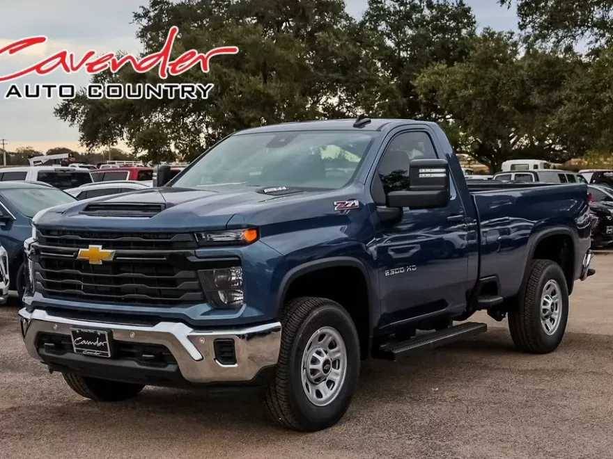 2025 Chevrolet Silverado 2500HD photo 1
