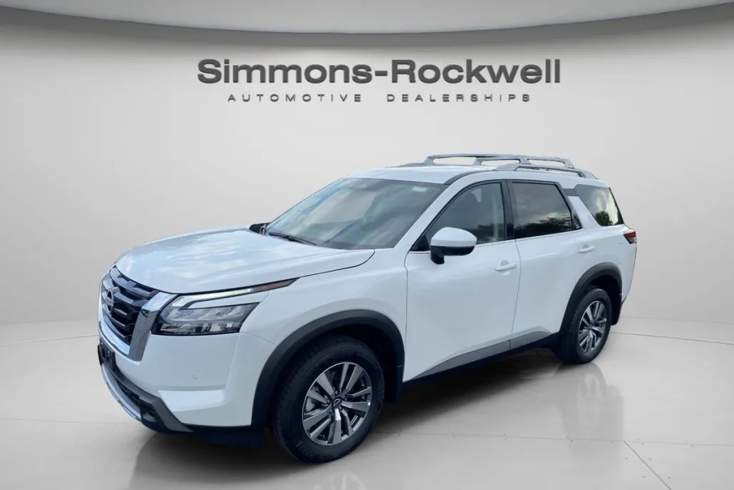 2025 Nissan Pathfinder Platinum photo 1