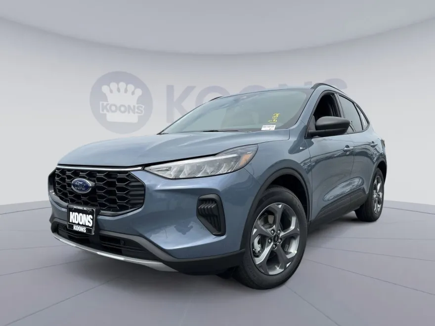 2025 Ford Escape ST-Line photo 1