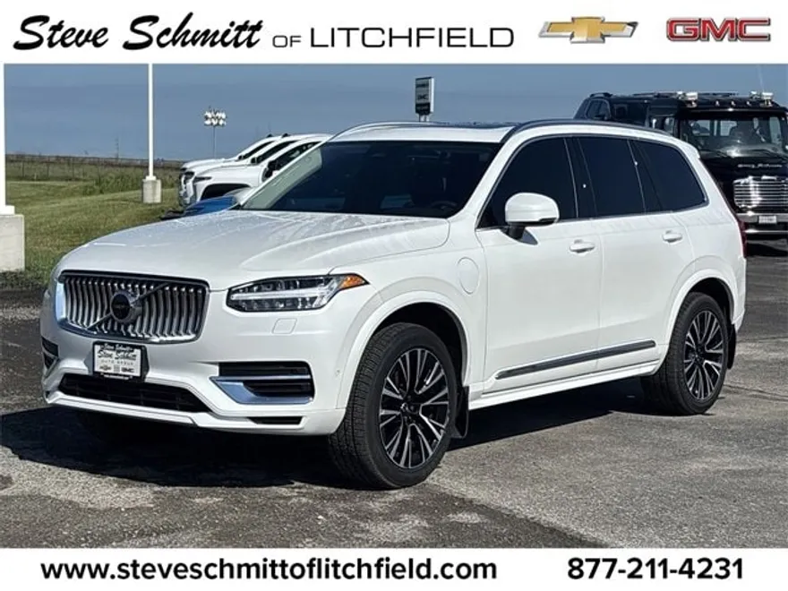 2023 Volvo XC90 Recharge T8 Plus photo 1