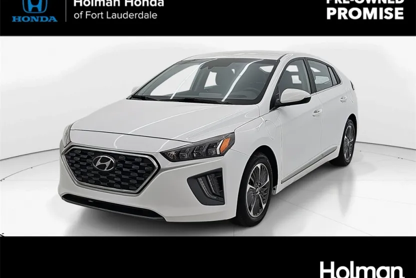 2021 Hyundai Ioniq Plug-In Hybrid SEL photo 1