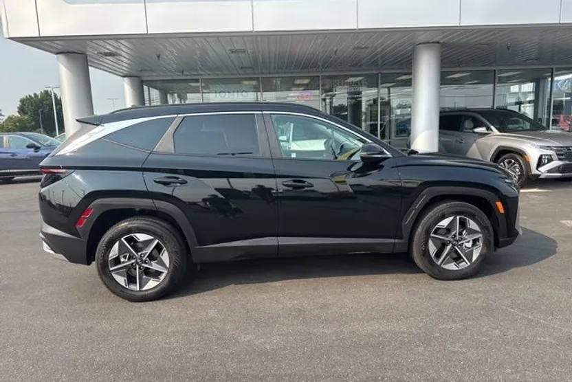 2025 Hyundai Tucson SEL Convenience photo 1