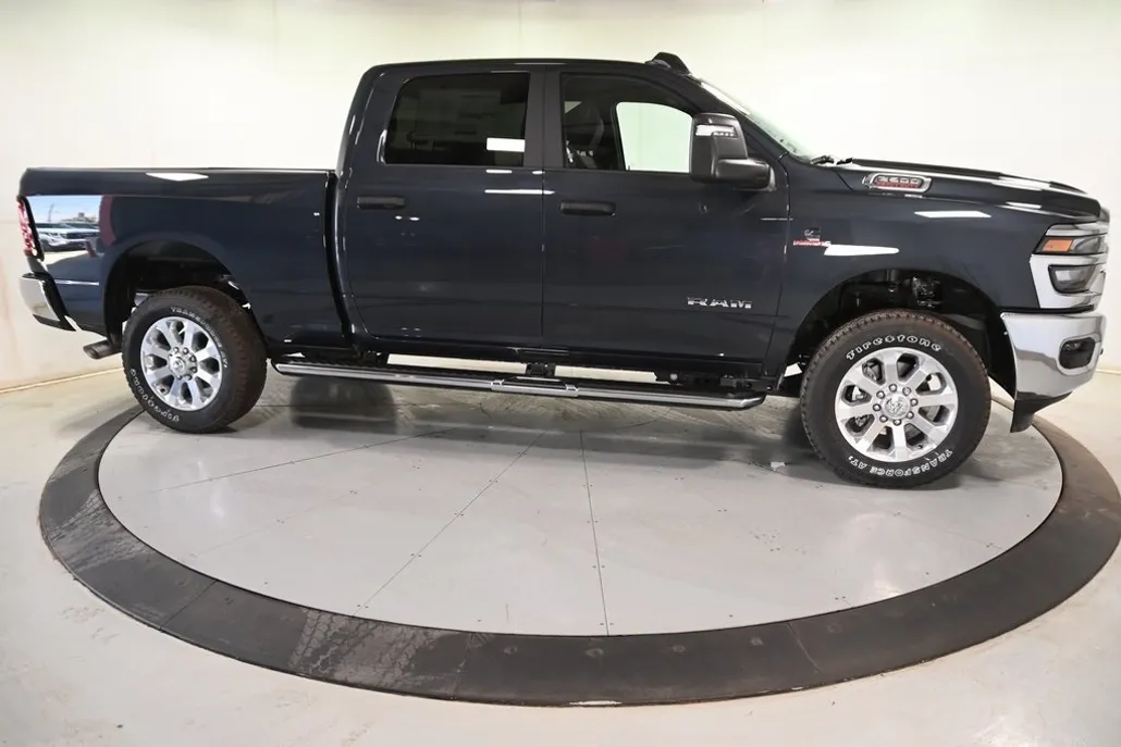 2025 Ram 2500 Big Horn photo 1