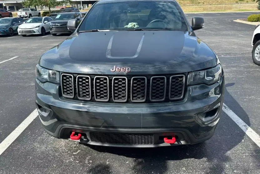 2017 Jeep Grand Cherokee Trailhawk photo 1