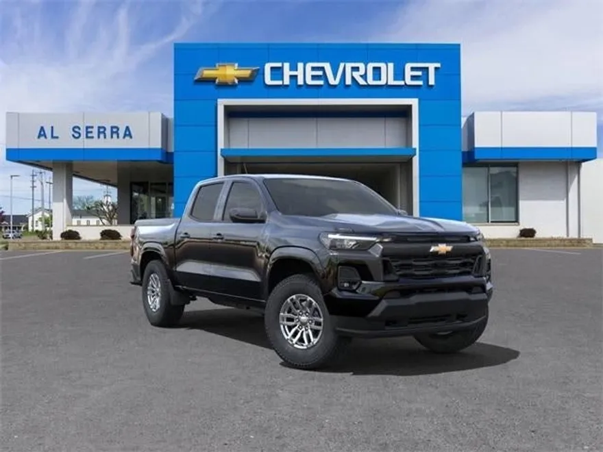 2025 Chevrolet Colorado Work Truck LT photo 1