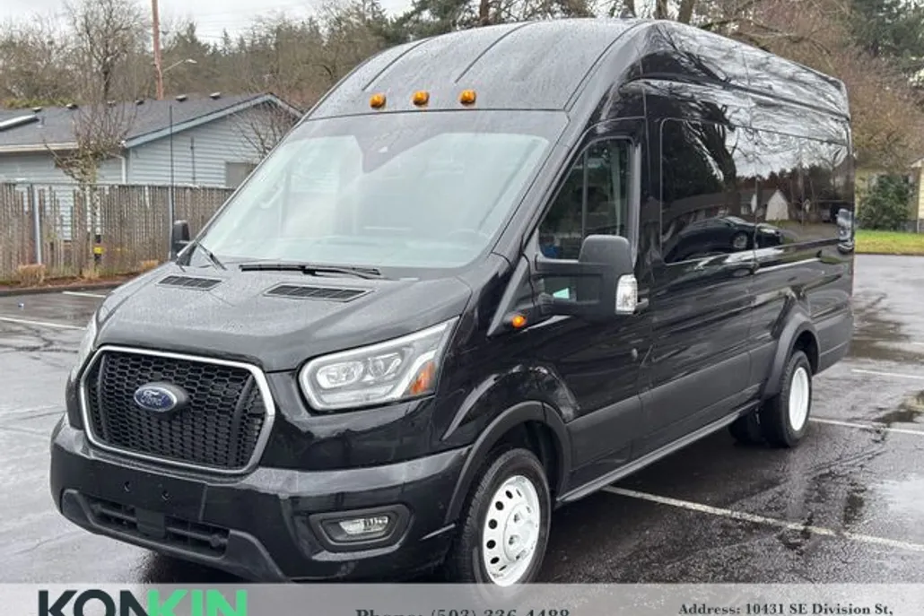 2023 Ford Transit Passenger XLT Van photo 1