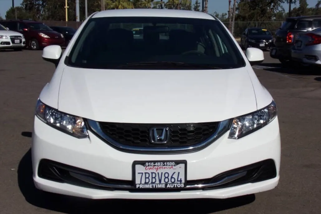 2013 Honda Civic LX photo 1