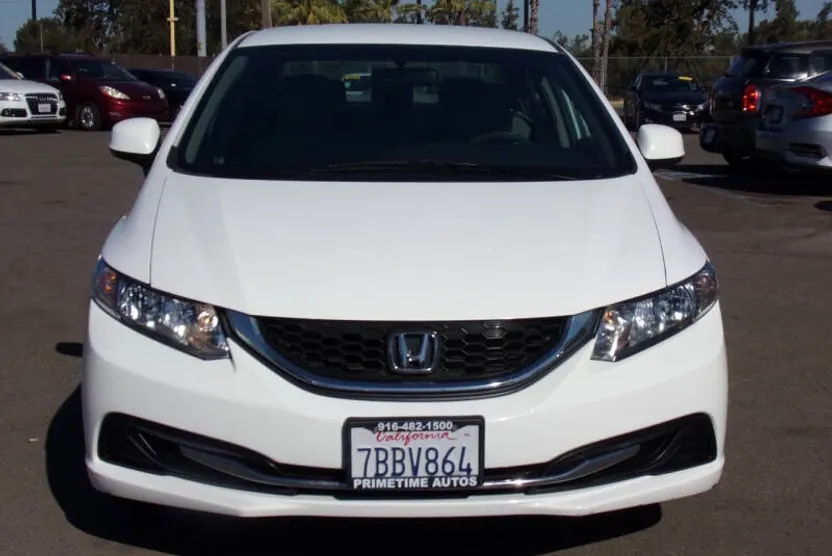 2013 Honda Civic LX photo 1