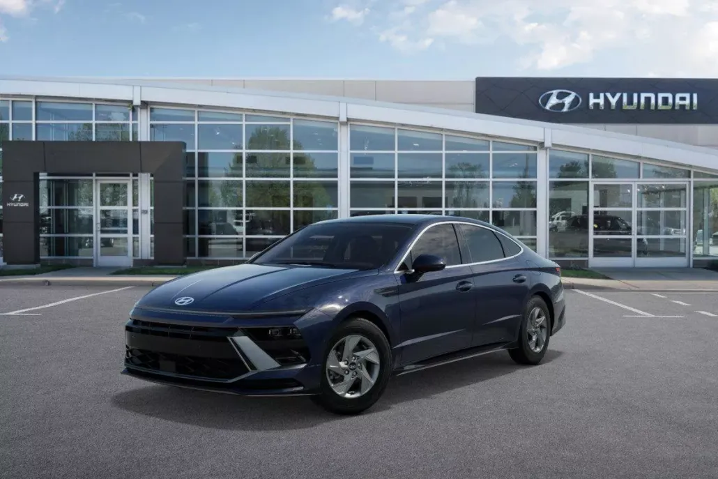 2025 Hyundai Sonata SE photo 1
