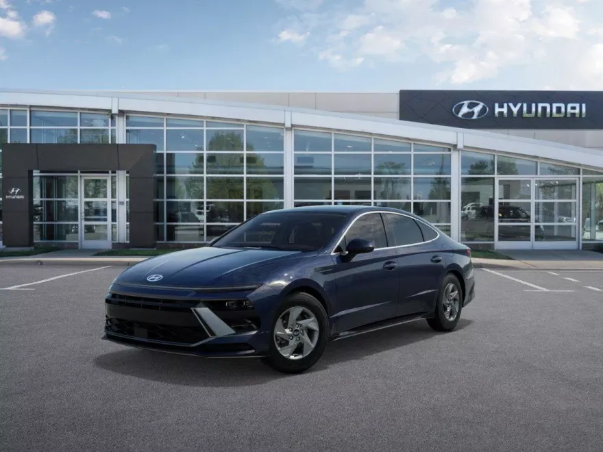 2025 Hyundai Sonata SE photo 1
