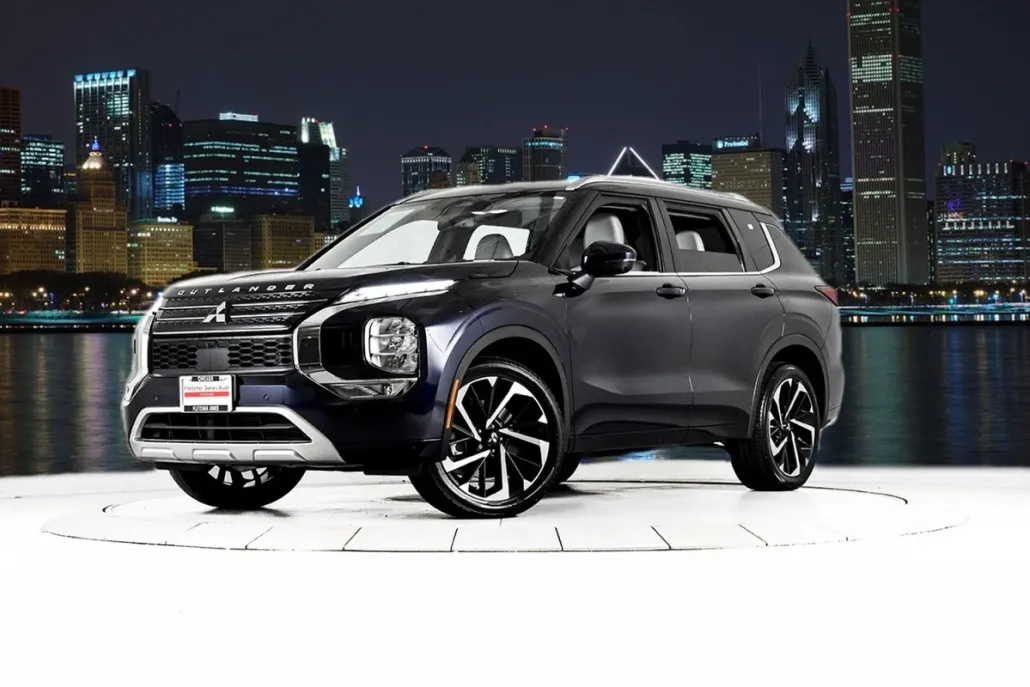 2022 Mitsubishi Outlander SEL photo 1