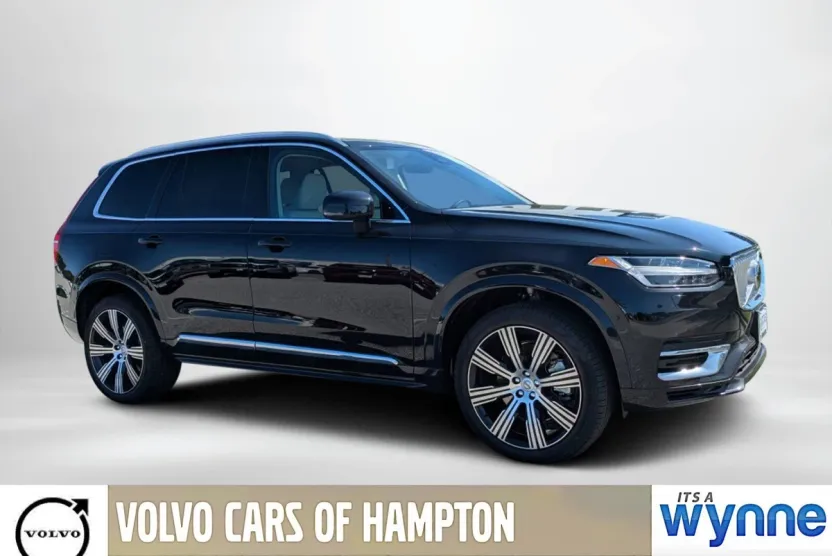 2025 Volvo XC90 T8 Core photo 1