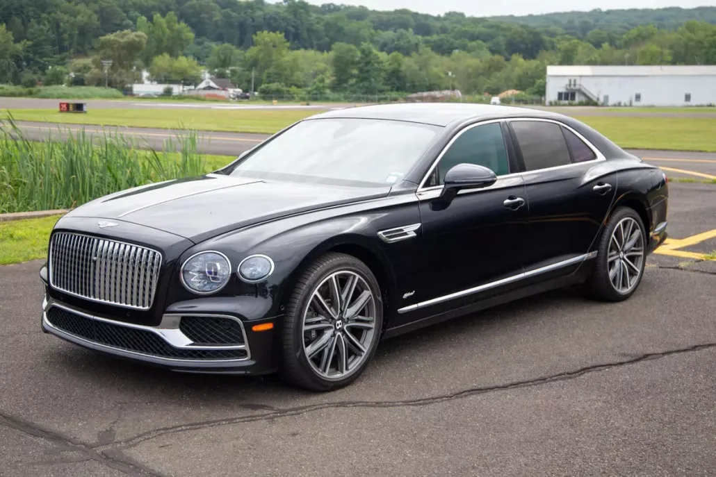 2022 Bentley Flying Spur Hybrid photo 1
