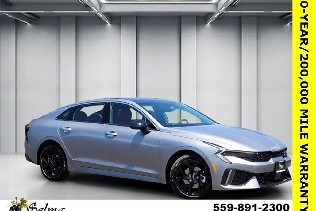 2026 Kia K5 GT-Line photo 1