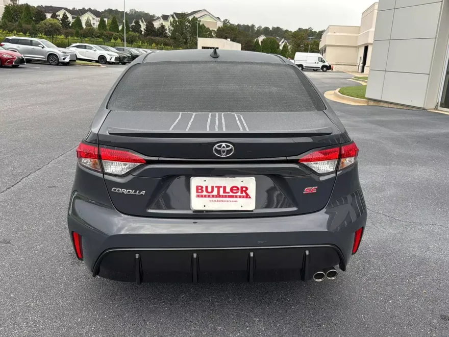 2025 Toyota Corolla SE photo 1